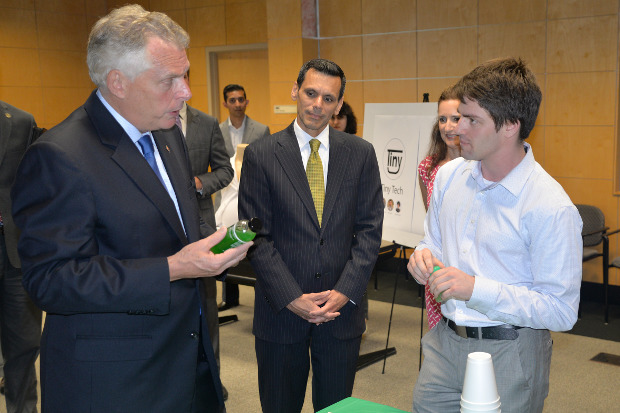 Governor-Meets-with-VCU-Entrepreneurs